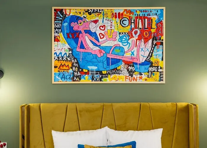 Downtown Is My Place - 4br - Balcony * Bükreş