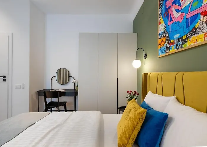 Downtown Is My Place - 4br - Balcony Апартаменти