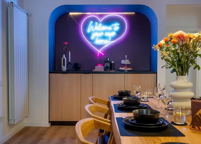 Downtown Is My Place - 4br - Balcony Апартаменти *