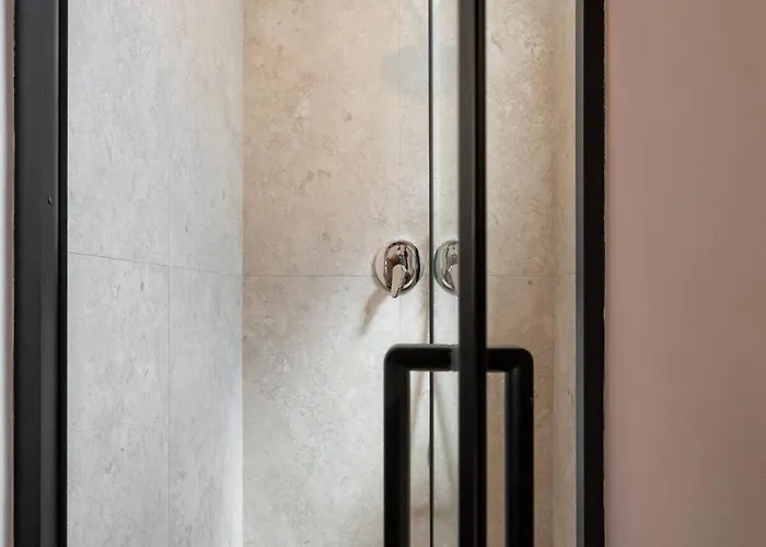 Downtown Is My Place - 4br - Balcony Апартаменти *