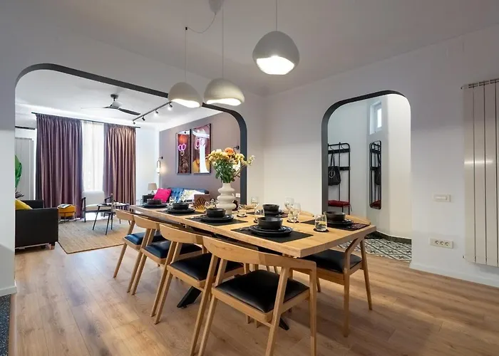 Downtown Is My Place - 4br - Balcony Apartmán Bukurešť