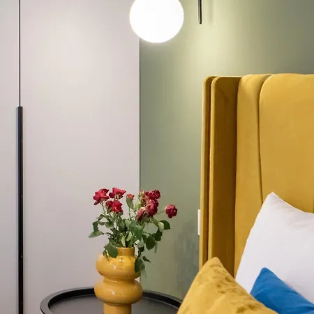 Downtown Is My Place - 4br - Balcony * Bukarest