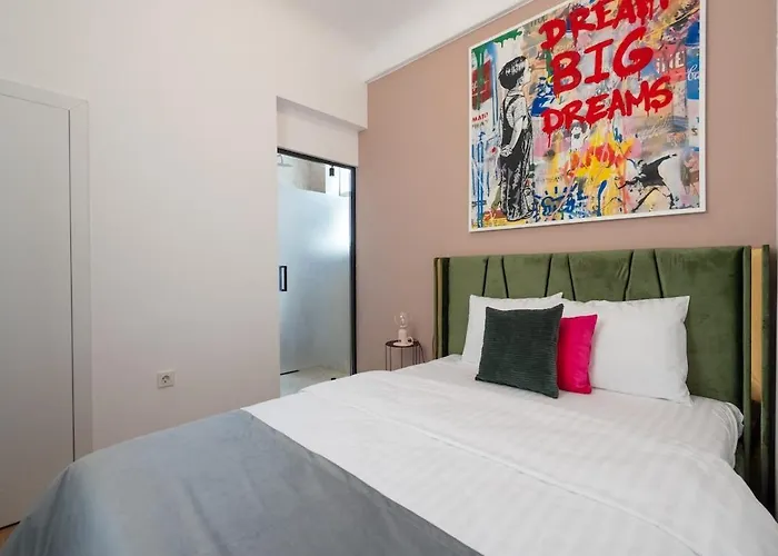 Downtown Is My Place - 4br - Balcony Bukarest